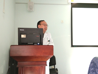 李巍主任做重点实验室工作报告.jpg