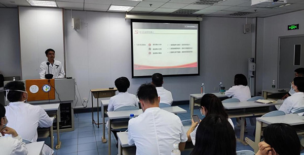 图片18.jpg 图片18.jpg