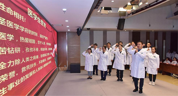 图片24.jpg 图片24.jpg