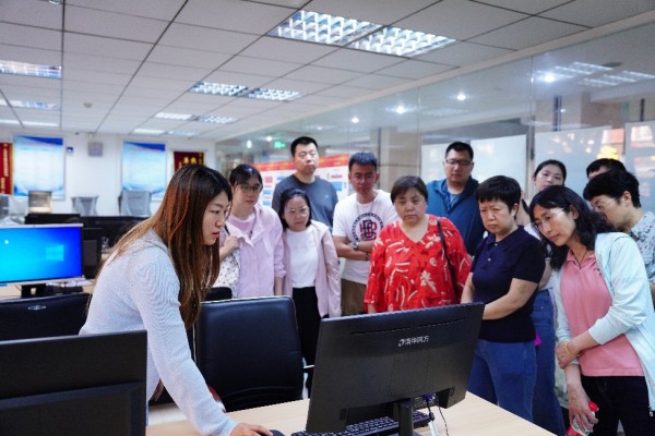 图片22.jpg 图片22.jpg