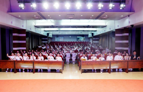 图片 18.jpg 图片 18.jpg