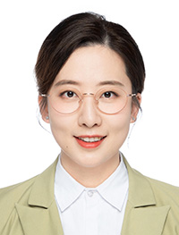 李妍